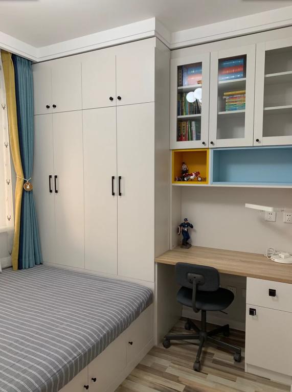 『』老婆坚持全屋不做吊顶，完工效果清新敞亮，还省了2W，晒晒