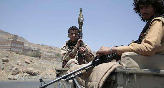 也門安全部隊再遭重創！胡塞武裝突發襲擊！-圖2