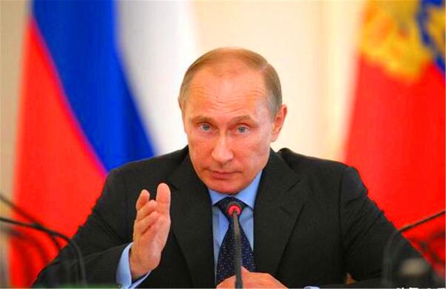 『普京』普京会议上提及中国，突遭美国记者打断，警告：忍着别插嘴