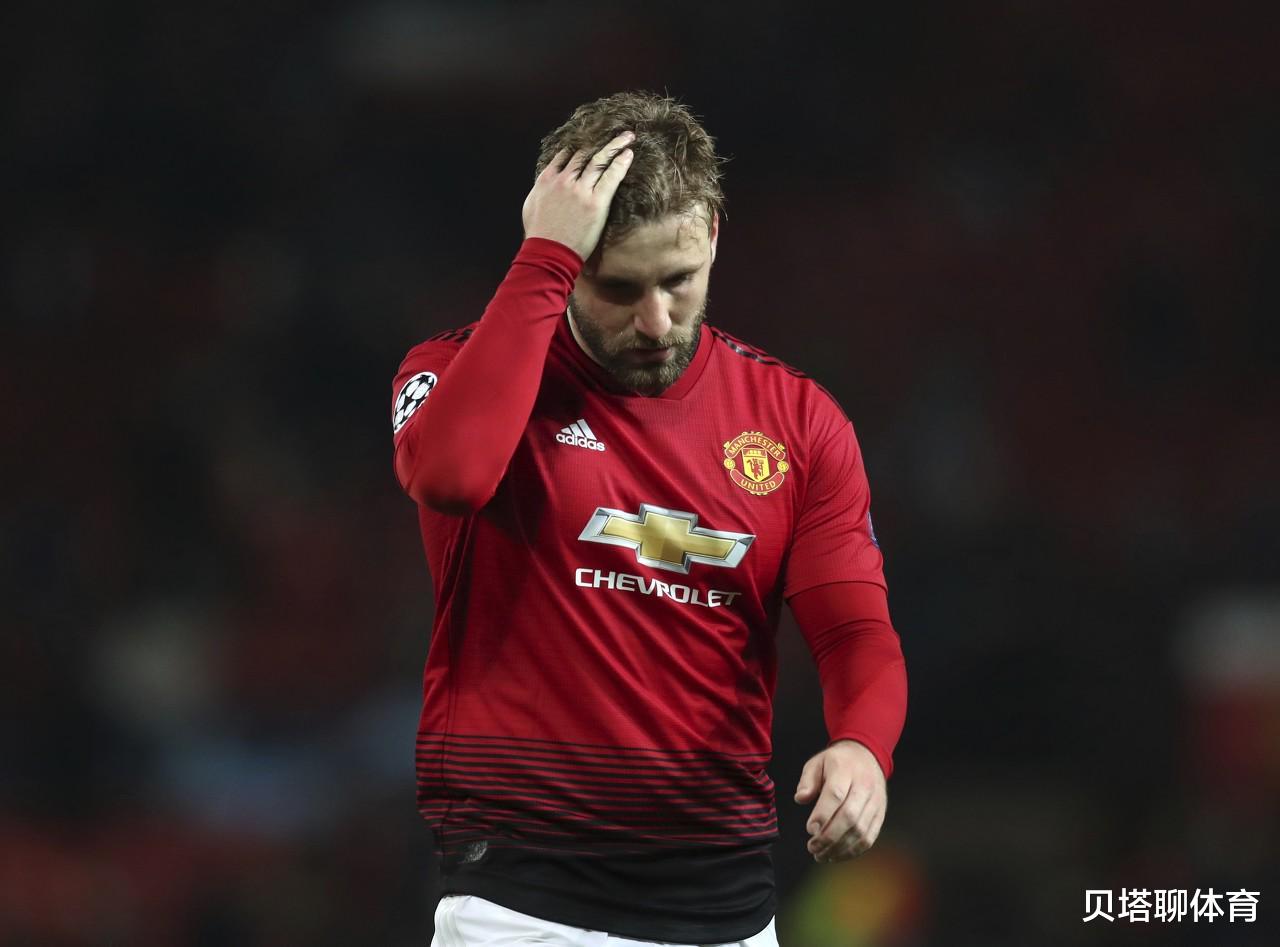 曼联|曼联1-3官博惨被爆破！漏夫才是真林皇，帽子戏法给爷整乐了