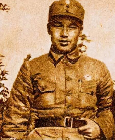 长征|红军长征时共有12个师，师长分别是谁？后来谁军衔最高？