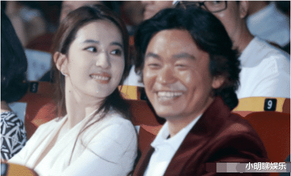 郭敬明▲世上5张“极其尴尬”的明星合影,你见过哪一张?