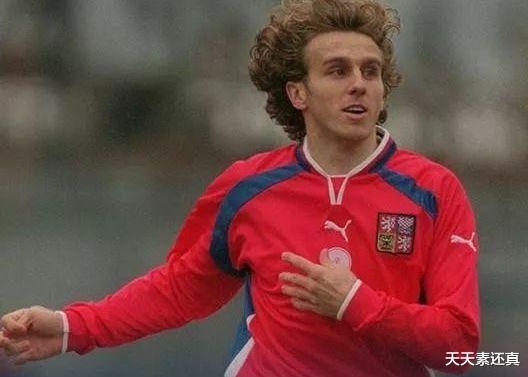 足协@生于1972年的九大足坛巨星——二至四名旗鼓相当，第一名无悬念