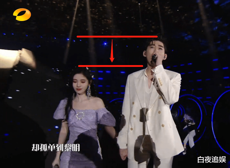 鞠婧祎|鞠婧祎身高159,与张翰站一起看似没争议,鞋底却暴露了真实身高