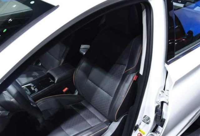 品牌形象@本田飞度之后，国人“小钢炮”非他莫属，动力强配置高，才8万