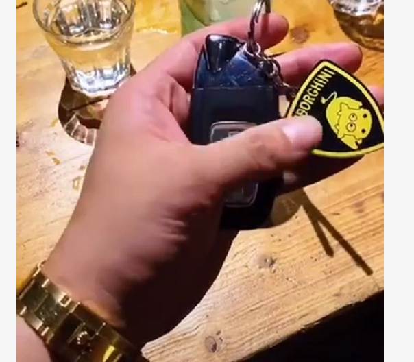 兰博基尼|男子晒出“兰博基牛”车钥匙被嘲笑，亮出真车后，网友沉默了