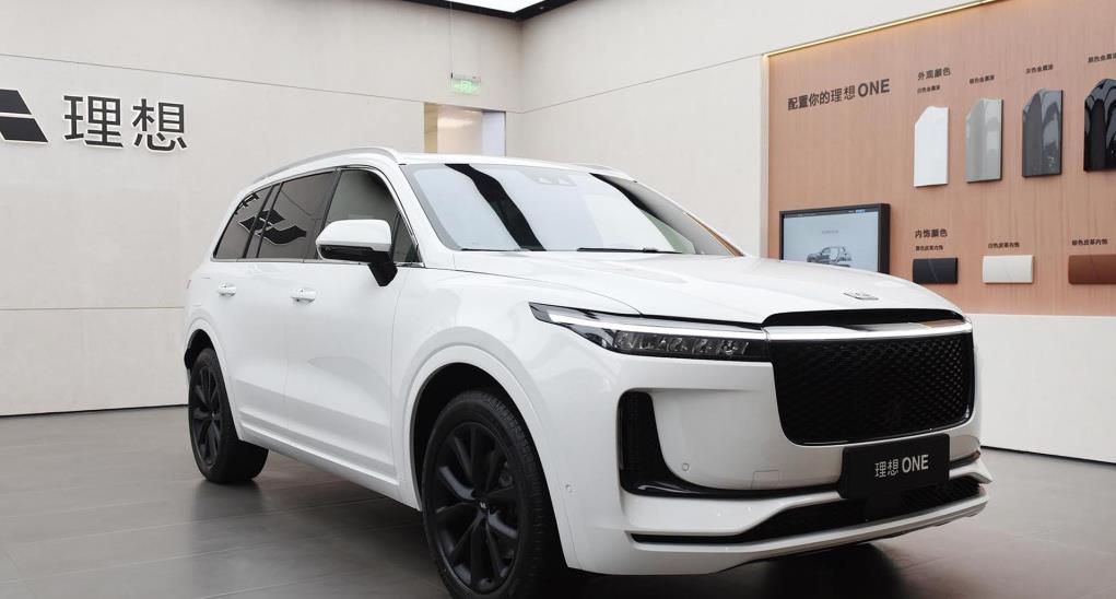 理想one|32.8万提辆理想ONE值不值，刚开500公里，车主就憋了几句话想要说