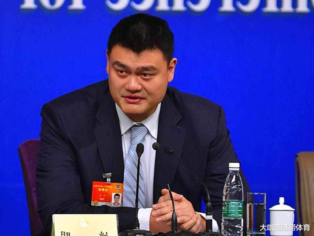 周琦|姚明发出警告，周琦罕见道歉，CBA又一位主教练下课