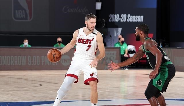 热火队|17分大逆转,小纳什一战封神!巴特勒振臂怒吼,一新秀破韦德纪录