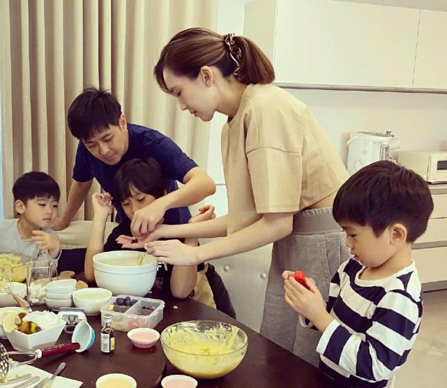 「林志颖」给林家生了三个儿子，是谁让Kimi妈妈变得如此自卑？林志颖不应为其买单