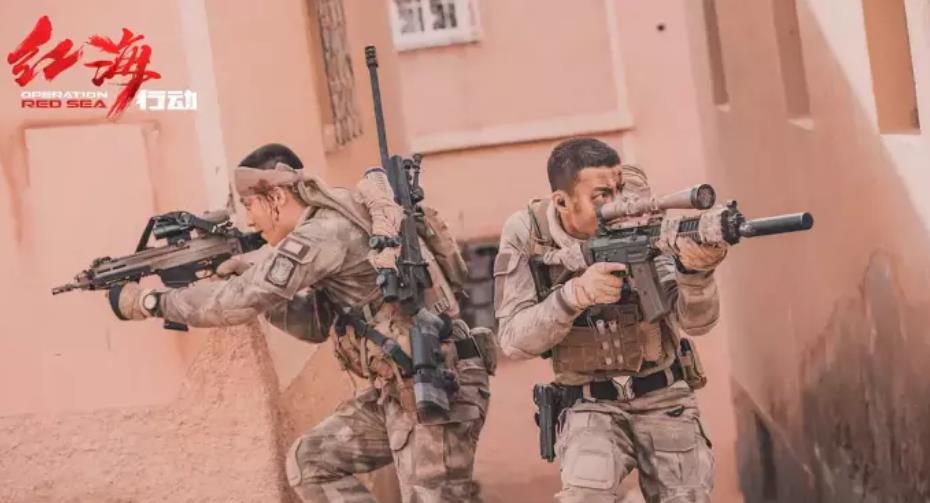 「彭于晏」听妈妈的话拒演《湄公河行动》的他成就了彭于晏，网友：感谢不演之恩