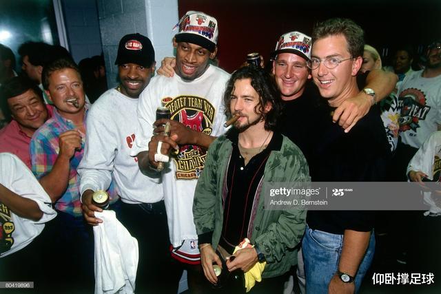 [摇滚乐队]穆林：曾搭乘罗德曼和他的白人迷弟，后来才知是知名摇滚乐队