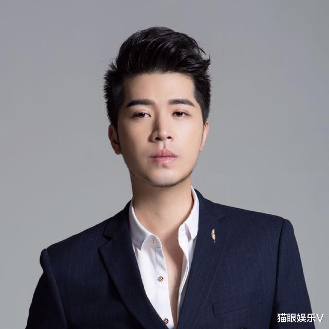 郭玉良|36岁男星罕晒娃，曾在聋哑妻子生娃后突消失，现女儿已经这么大了