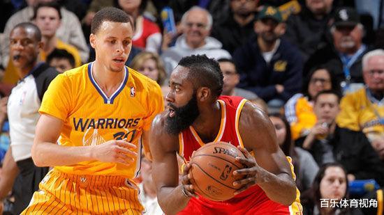 #詹姆斯·哈登#职业库黑？哈登前队友：库里真没登哥强，老被“欺负”的哈登尬了