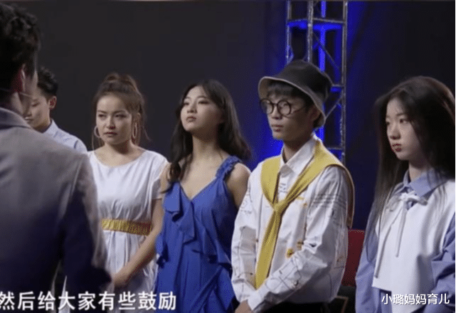 潘虹|《好声音》淘汰赛：潘虹输给宋宇宁，李宇春战队大比分惨败！