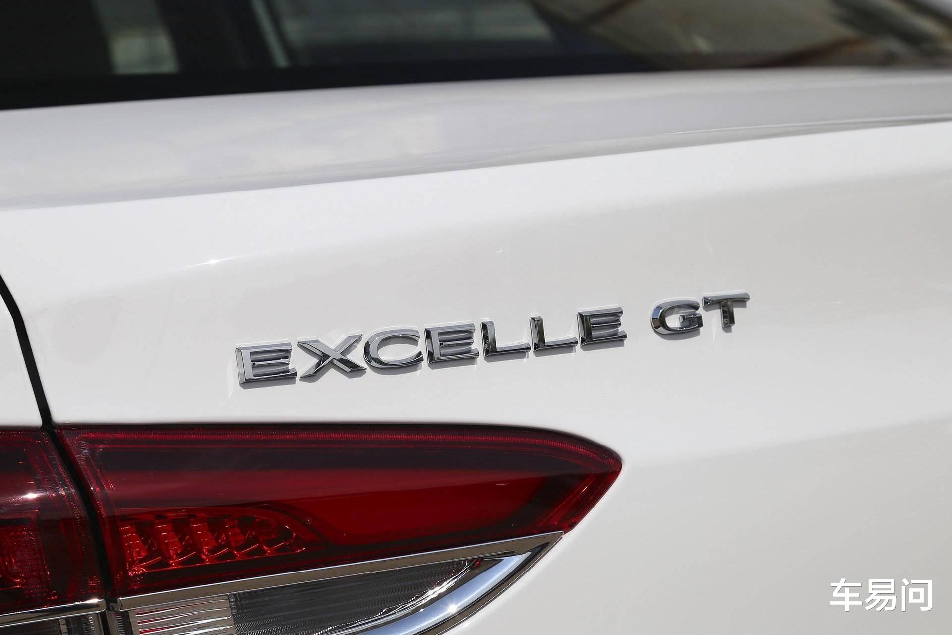 『大众朗逸』降价近4万、30天卖掉30, 643台！重回四缸，英朗挤掉卡罗拉又爆红