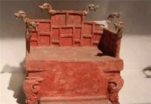 朱元璋|朱元璋的后代被找到，守着价值连城的金丝楠龙椅，隐居安徽小山村