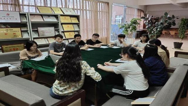 |400分专科和200分的专科有啥不一样？在这4点差距明显，考生要知晓