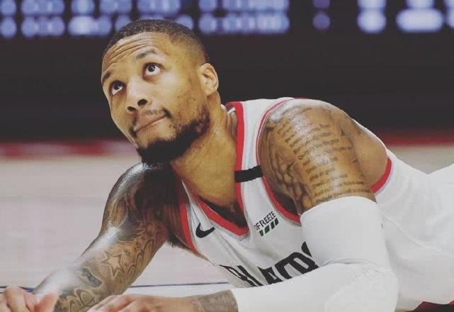 「达米恩·利拉德」再见了，NBA！利拉德抗议后迎来大反转，现在轮到球迷抗议了