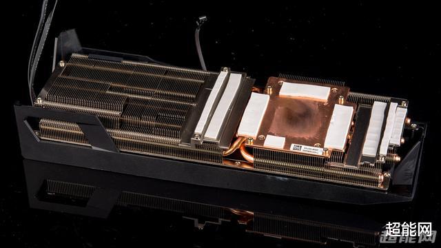 显卡|技嘉RTX 3080 GAMING OC魔鹰显卡评测：全方位压倒前辈的新秀