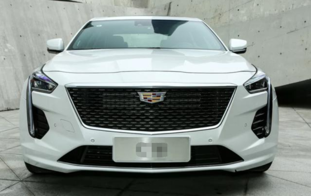 「凯迪拉克」舍得降,根本不愁卖!凯迪拉克5.2米豪车成功,销量爆增101%