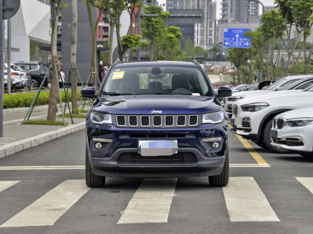 Jeep指南者|啥？JEEP指南者又降了？入门级裸车价10.38万，放弃H6来一台