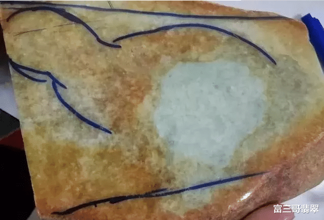 钱币|翡翠如此火爆,为什么喜欢翡翠的年轻人还是不多!