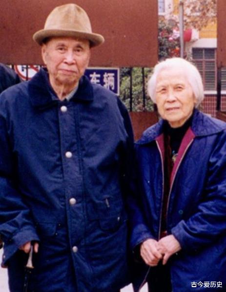 【邱会作】邱会作晚年生活如何?时隔多年夫妻终于团聚,每天生活很充实!