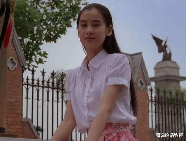 「杨幂」赵薇、杨幂到张子枫,历次四小花旦中,只有一位没有代表作,全靠颜值上位