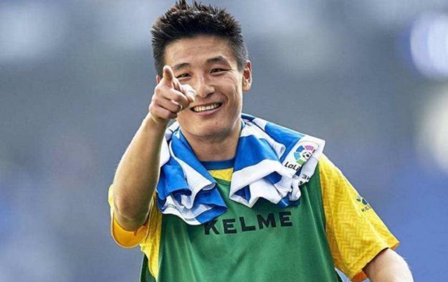 西班牙人@这场比赛值得中国球迷期待！黄金时间20点开打，西班牙人迎保级关键战