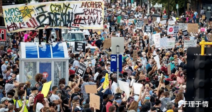 「美国」惊变！！！镇压失败？一人之死引发全美动乱！美国迎来至暗时刻