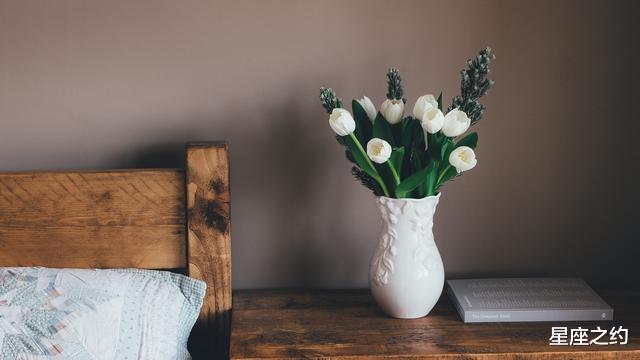 『白羊座』在6月中旬，桃花拂面，情有独钟，终成眷属的三大星座