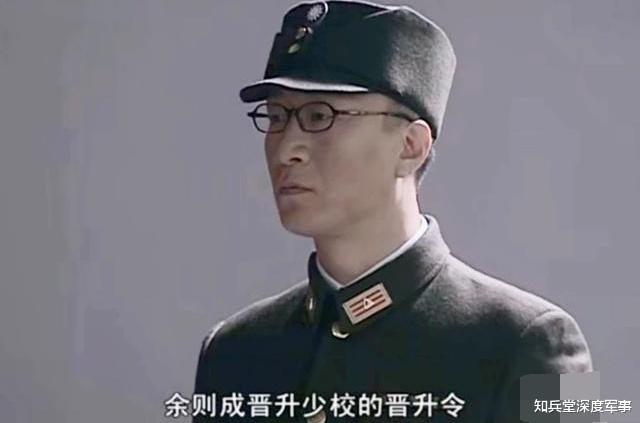 军统|在《潜伏》里，为什么天津站的高层里只有余则成会穿军装？