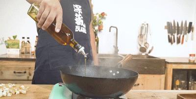 油豆腐：简单一炒，香到邻居来蹭饭