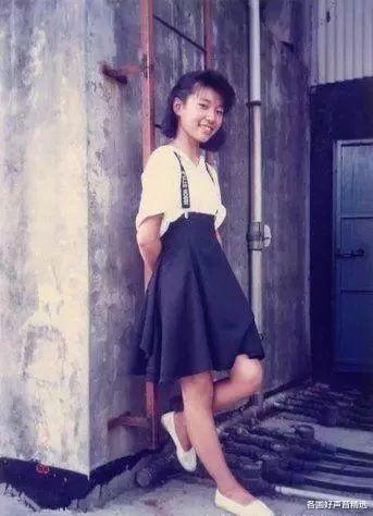 #阿桑#歌手阿桑一生只出两张专辑，却成为了华语乐坛的“疗伤女王”