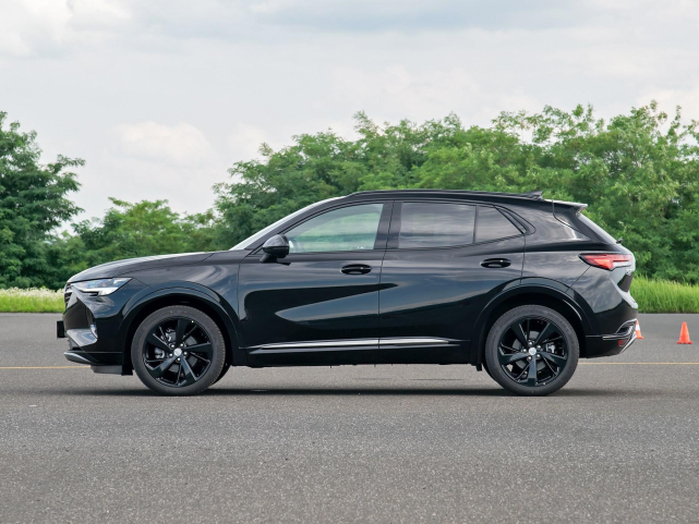 新车|汉兰达最大的劲敌来了,光外观就迷倒一片,2.0T+9AT,不足22万