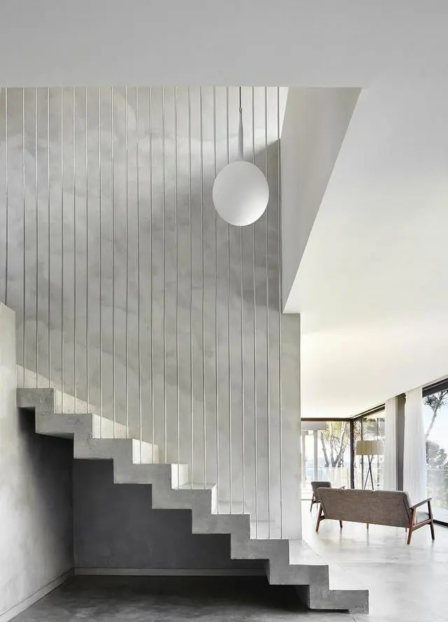 |楼梯+柜子的完美设计，有楼梯的建议看看！