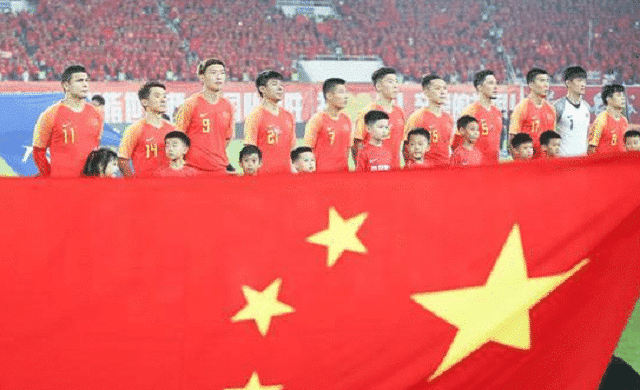 「国足」国足热身上港今日打响！上港三大主力缺席，李铁能否带队获胜？