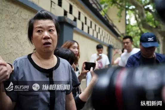 「摆摊」上海杀妻藏尸案凶手今被执行死刑，被害者父母经历的这1200多天