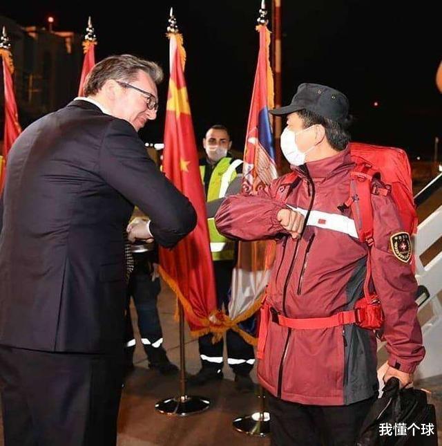 斯蒂芬·马布里：塞尔维亚全国感谢中国，球迷：用周琦+口罩换约基奇可好