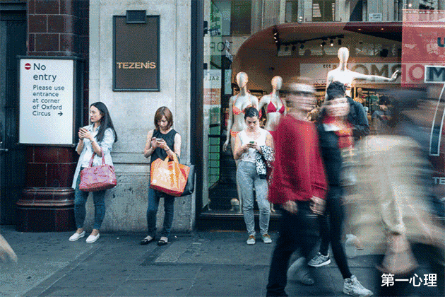 大学生|美国教授：中国年轻人都活得很辛苦，根本没有想象中幸福