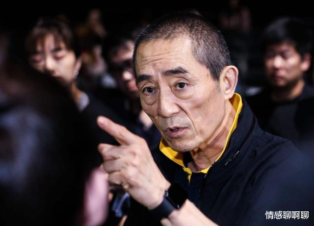 巩俐|1995年，张艺谋亲眼看见巩俐和一男人独处一室后，决定力推章子怡