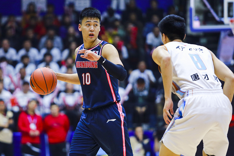广东男篮：忠心不变！今夏赵睿不会离开，宏远队或将给予900万年薪