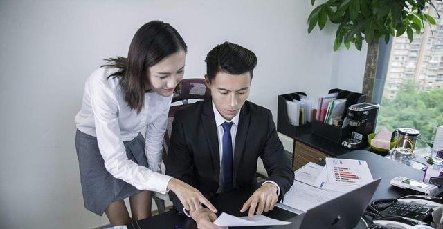 年终奖|想成为好领导，不是会管人就行，还要做好这五件不起眼的小事