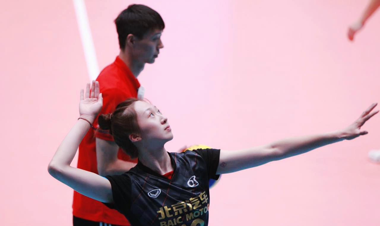 【乔婷】她是女排富二代，坐拥北京四合院，27岁仍单身，身材傲人惹人爱