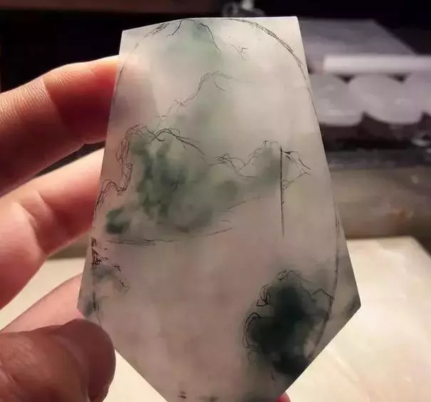 「」飘花翡翠为何贵,欣赏完翡翠飘花片料到成品惊艳全过程,你就知道!