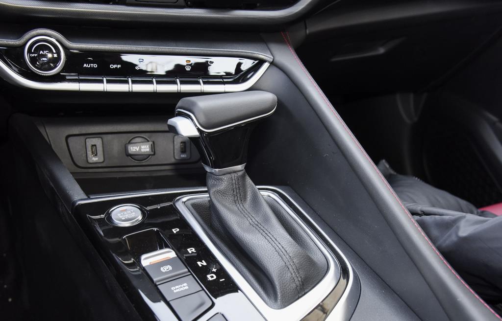 长安逸动|预算10万提辆长安逸动值吗？开了1600公里后，车主说了一句实在话