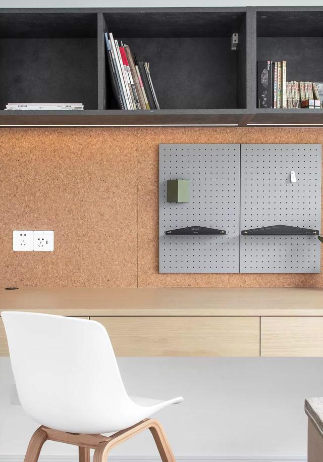 @135㎡婚房,4居改3居,交互式客餐厅,果然越简单越耐看