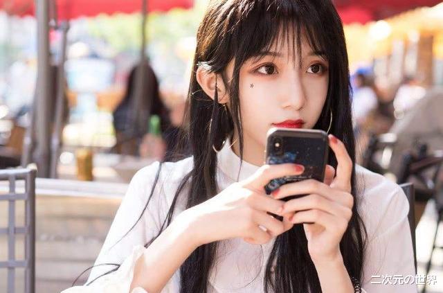 无人问津|第一女装大佬艾比参加青春有你3?网友:这是要定义男团新标准吗