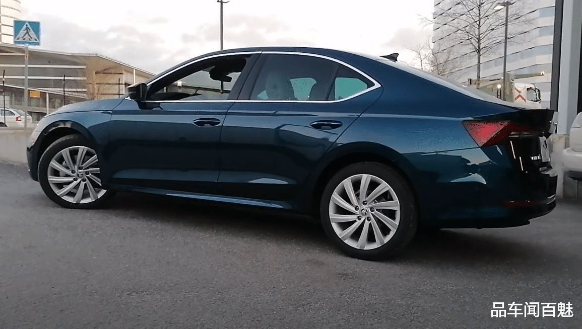 斯柯达明锐@德系亲民掀背车换代现身，颜值提升，配科技化内饰，能被认可吗？